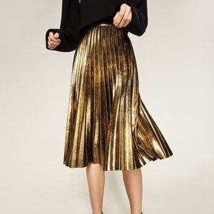 Zara Gold Pleated Metallic Skirt